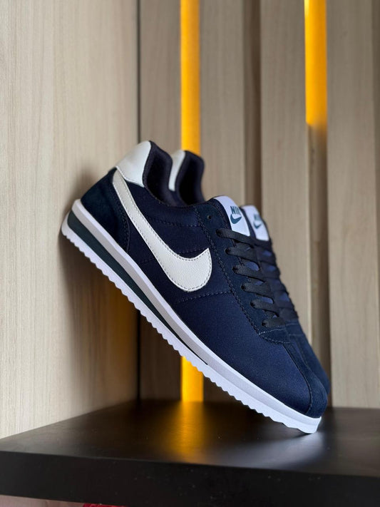 NIKE CORTEZ ®