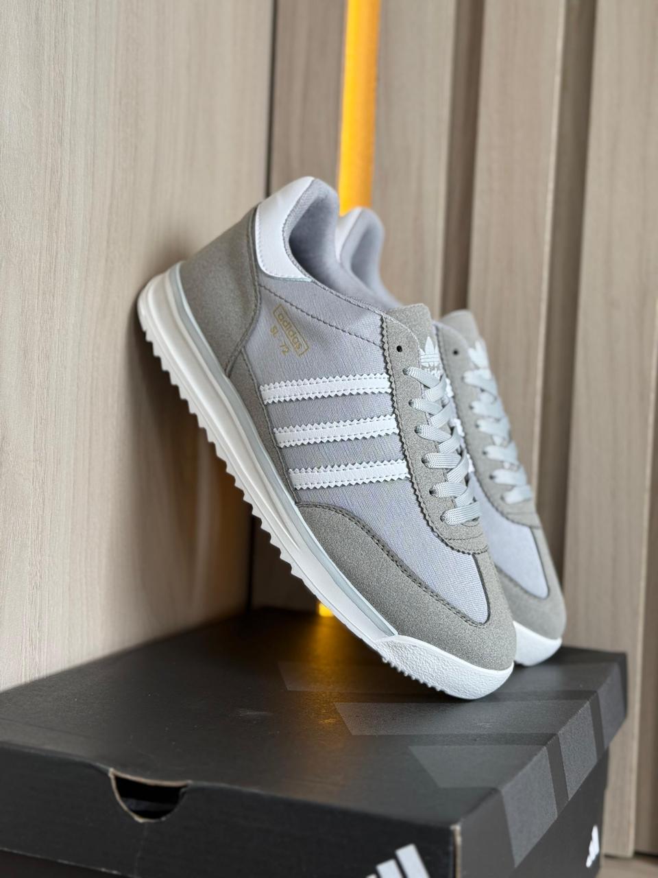 ADIDAS SL 72 ®